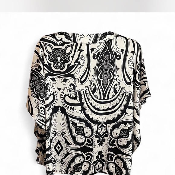 Chico's Black‎ and Cream Paisley Blouse - Picture 2 of 3
